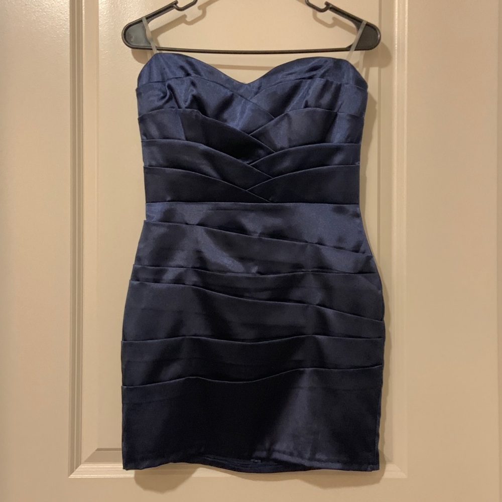Satiny navy mini dress L